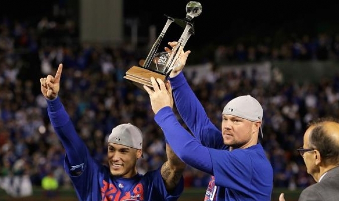 Lester y Báez nombrados Jugadores Más Valisoso de la NLCS