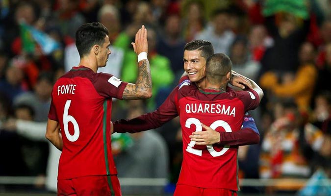 Doblete de CR7 en la victoria de Portugal ante Letonia