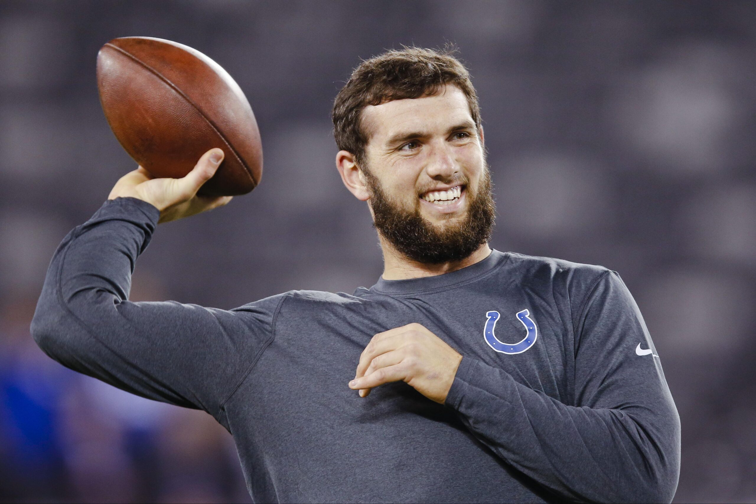 Andrew Luck supera protocolo de conmociones y jugará vs. los Jets