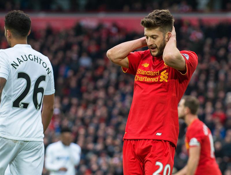 Liverpool busca levantarse de su crisis ante el consolidado Chelsea