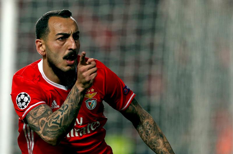 Benfica da un paso firme hacia los cuartos con gol de Mitroglou