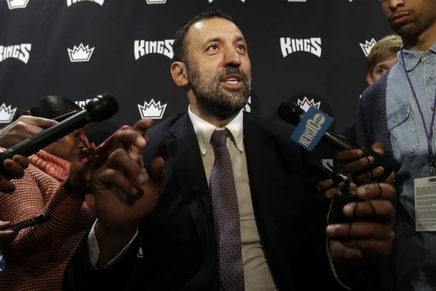 Vlade Divac compareció ante los medios de comunicación