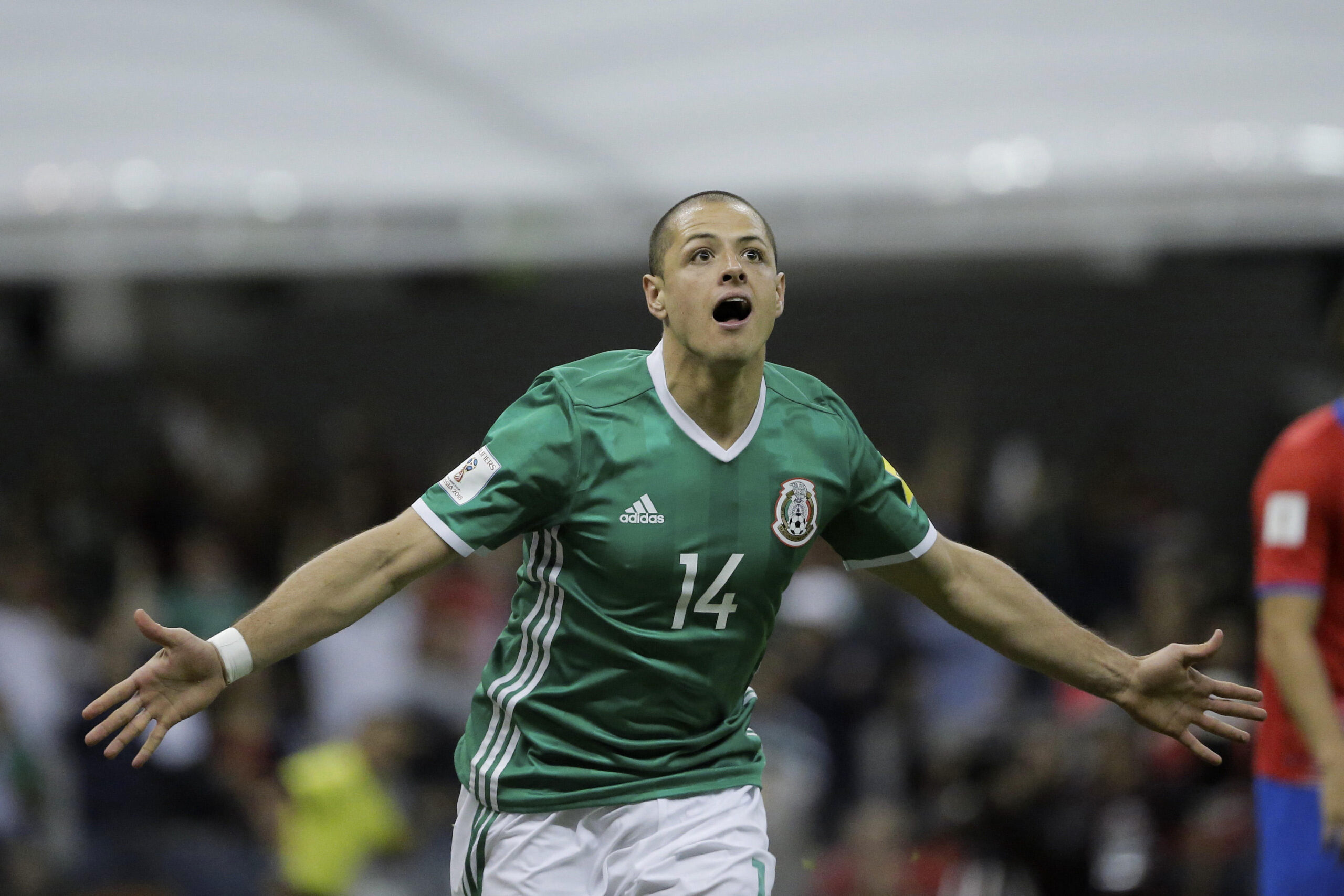 Jared Borgetti felicita a Chicharito por igualar su récord