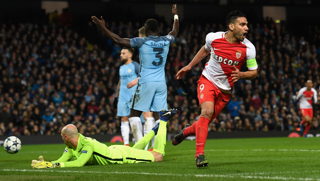 Radamel Falcao es duda para el duelo ante el Manchester City