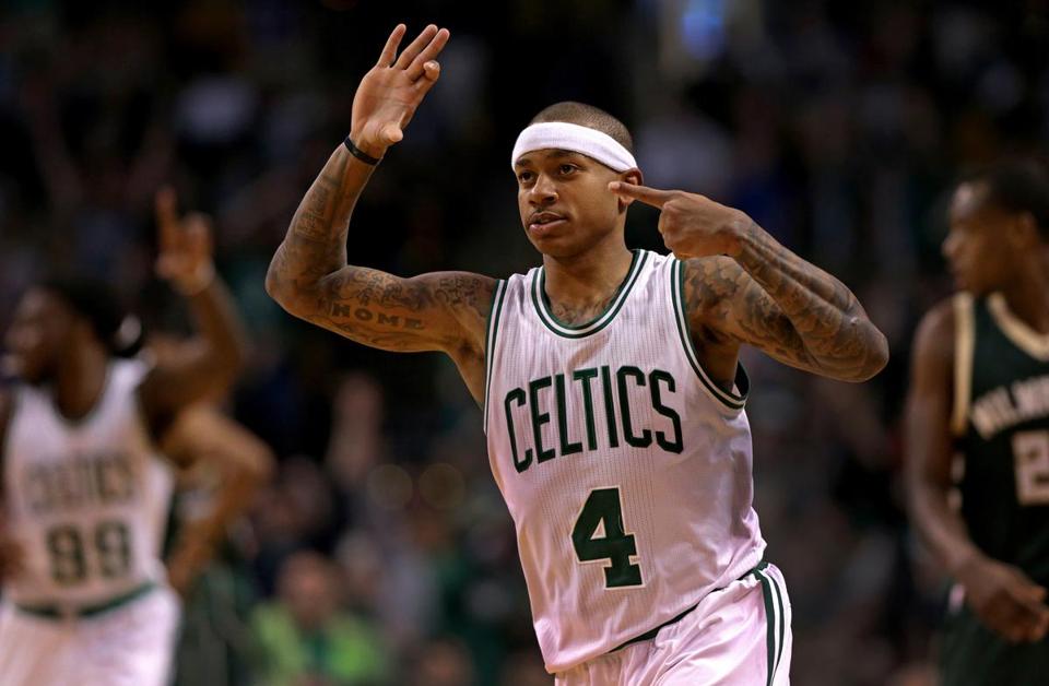 Isaiah Thomas a la altura de Larry Bird