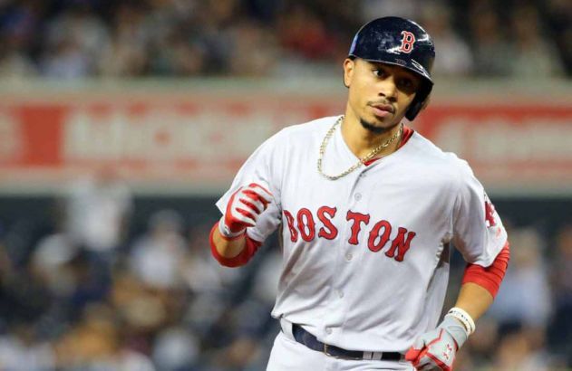 Mookie Betts obtiene una buena extensión