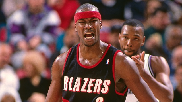 Cliff Robinson ex Portland es hospitalizado