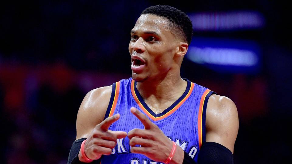 Westbrook lo hizo de nuevo ante los Raptors