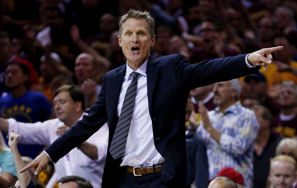 Steve Kerr sin fecha definitiva para regresar con los Warriors