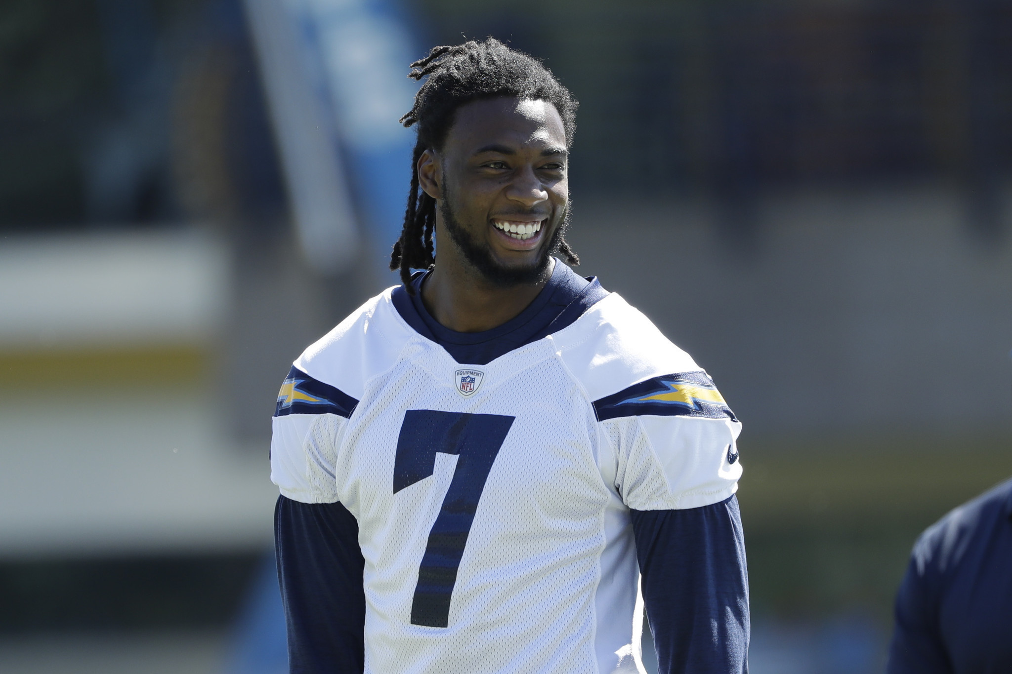 Mike Williams responde bien a tratamiento epidural