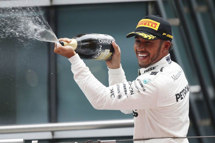 Lewis Hamilton nuevo lider del mundial