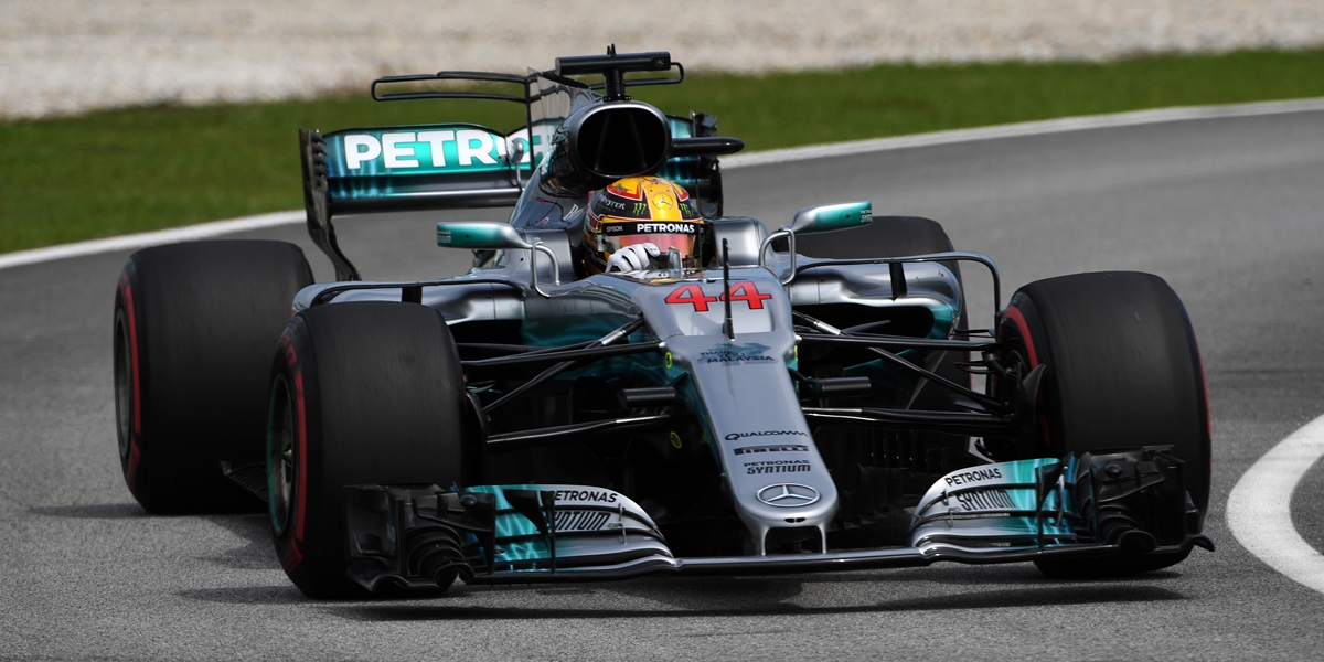 Otra más: Pole Position para Hamilton