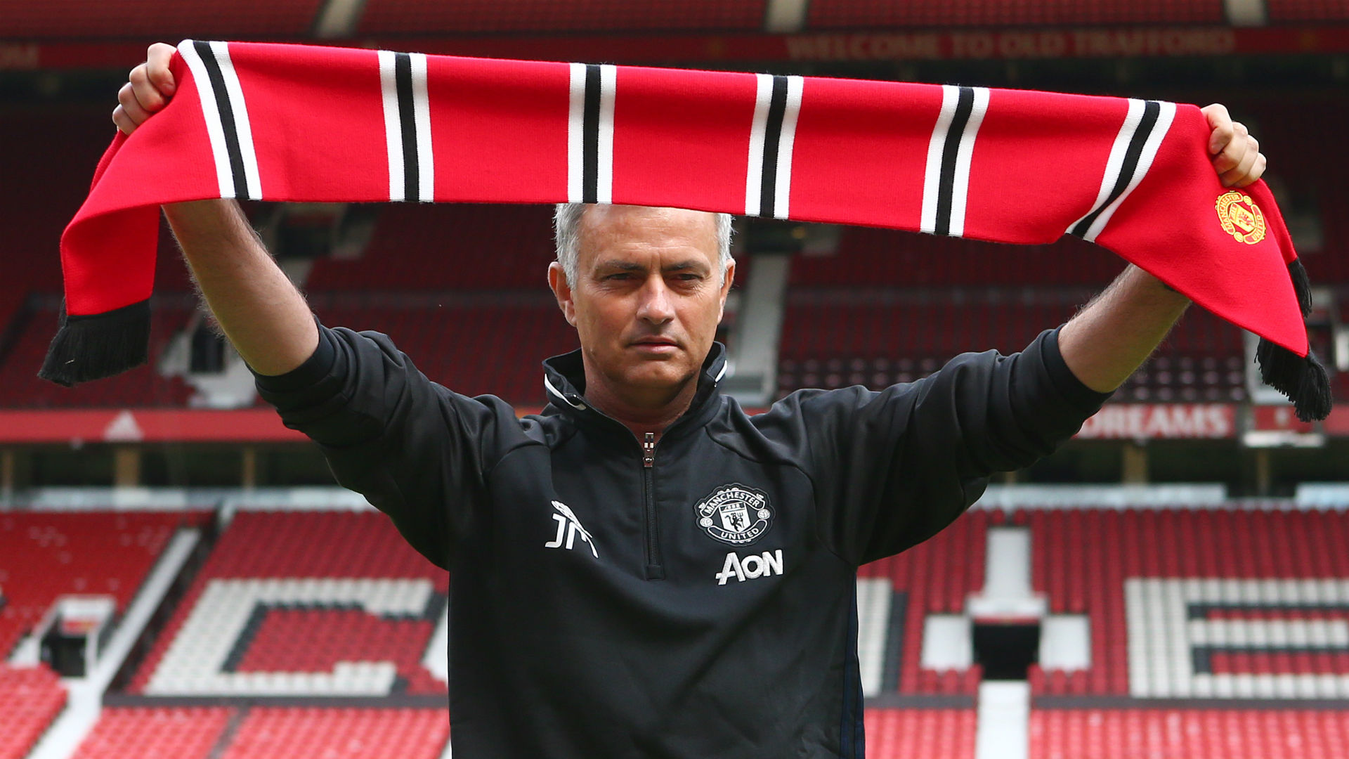 Manchester United renueva su fe en Mourinho: se queda hasta 2020