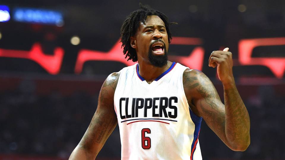 Los Cleveland Cavaliers le siguen la pista a DeAndre Jordan