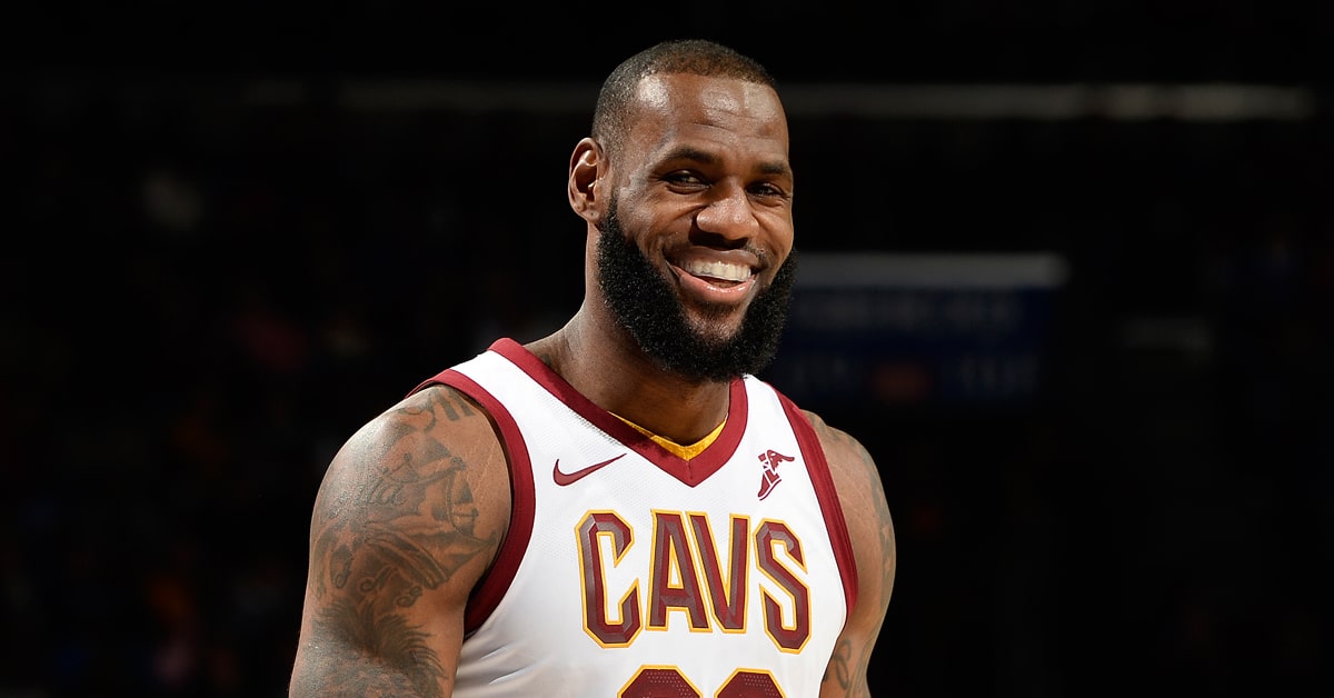 VIDEO | La increíble clavada de LeBron James