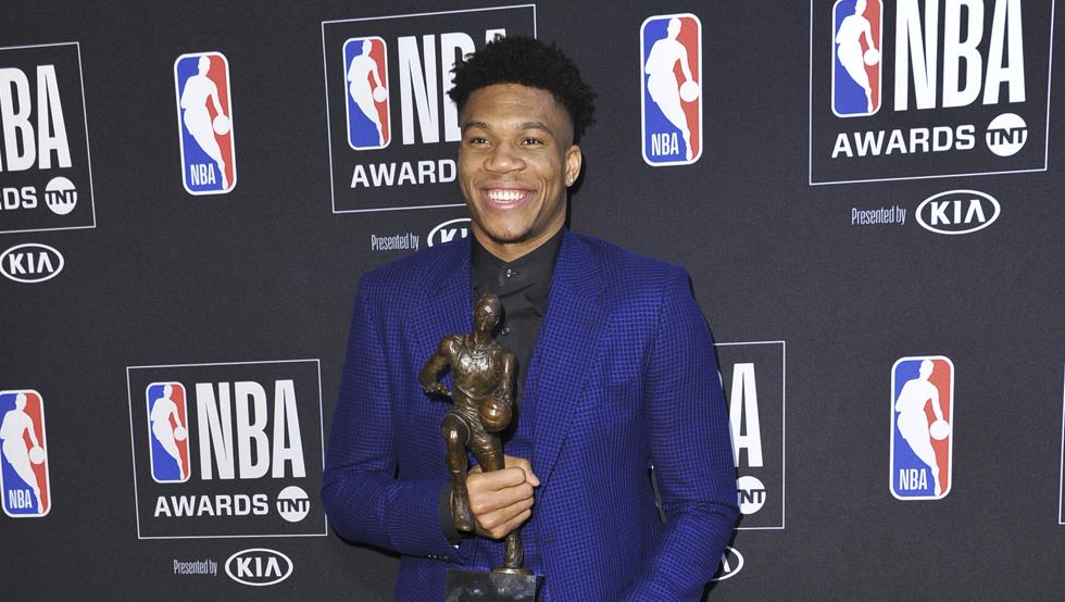 Giannis, el Más Valioso de los NBA Awards