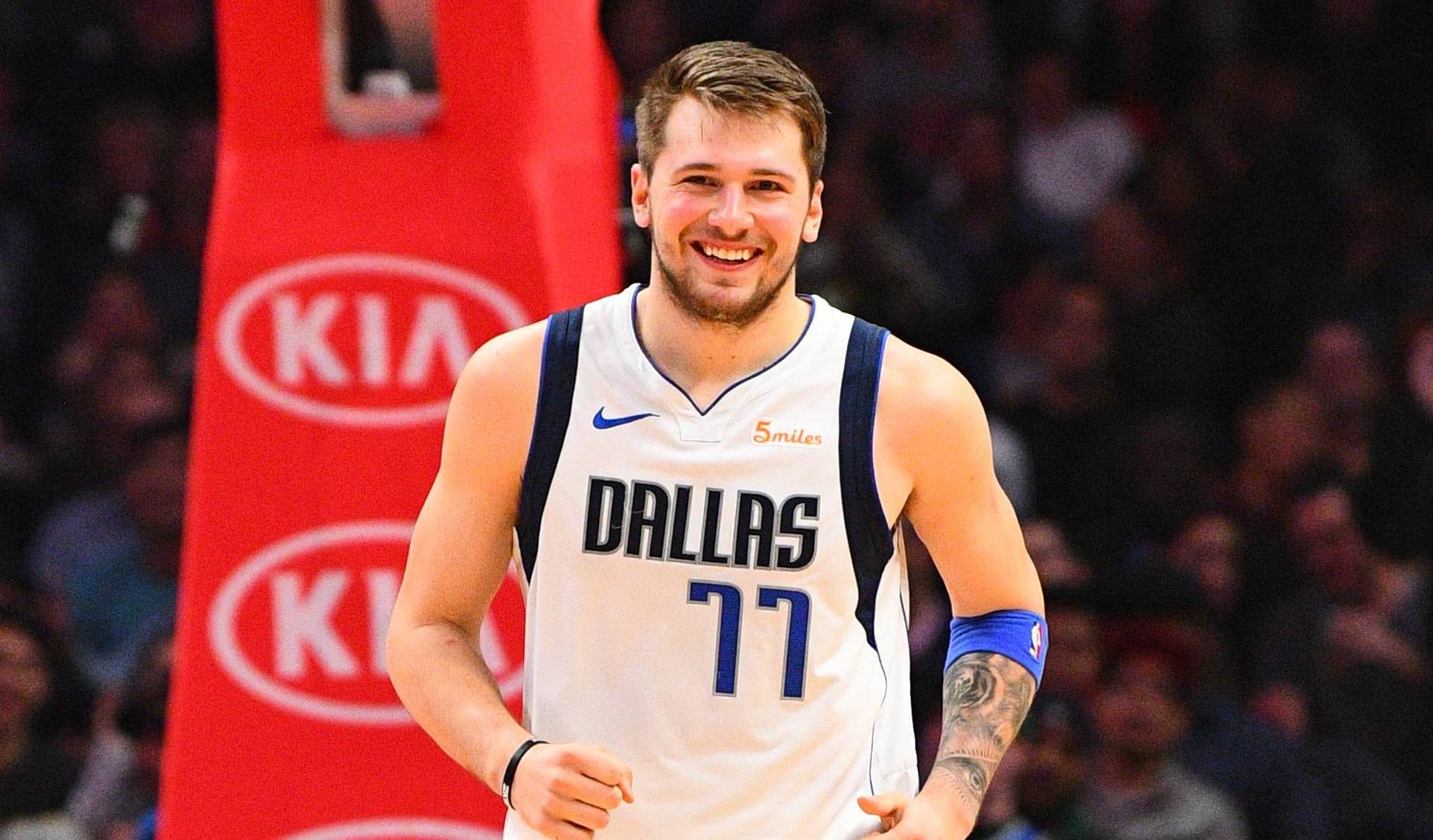 Tranquilidad en Dallas por renovación de Doncic