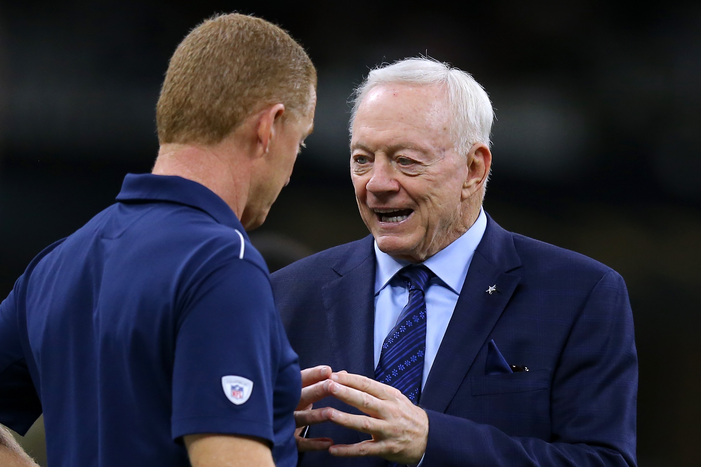 Jerry Jones ordenó apagar las alarmas en Dallas