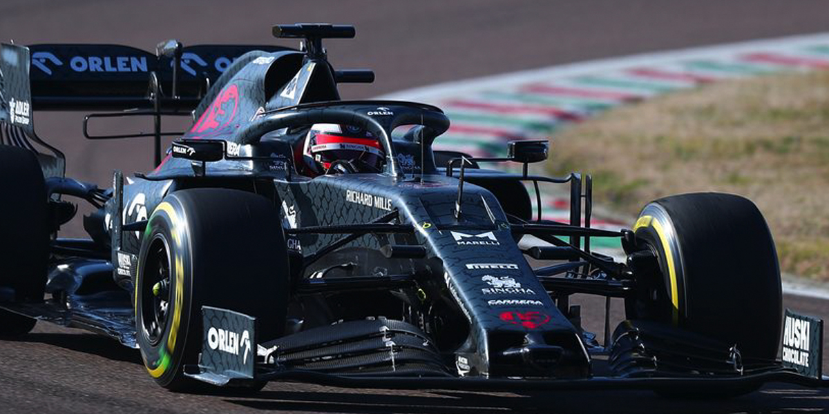 C39 pilotado por Kimi Räikkönen en la pista privada de Ferrari.