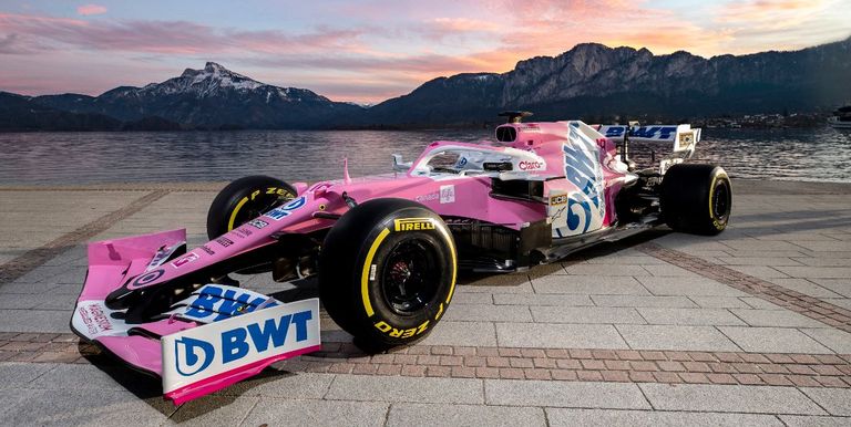 El lago Mondsee, en Austria, junto a la sede de BWT, principal patrocinador del equipo, ha sido el lugar elegido para fotografiar por primera vez al RP20 y mostrarlo de esta manera al mundo.