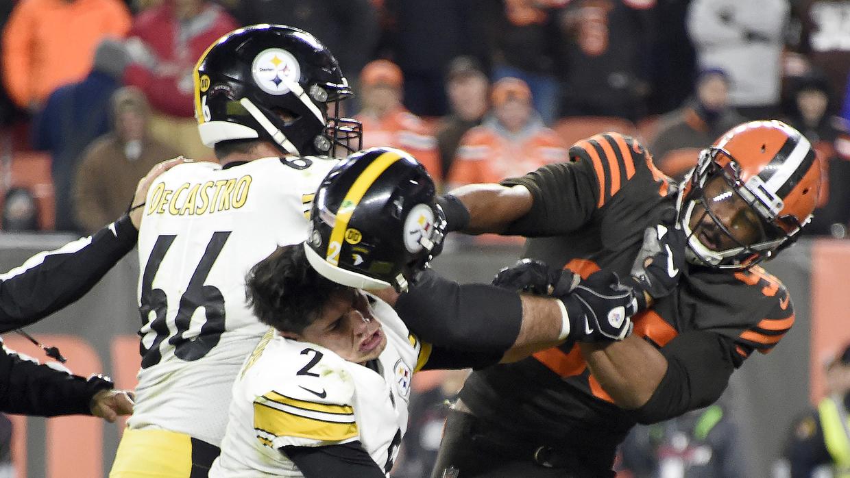 Myles Garrett fue perdonado por la NFL