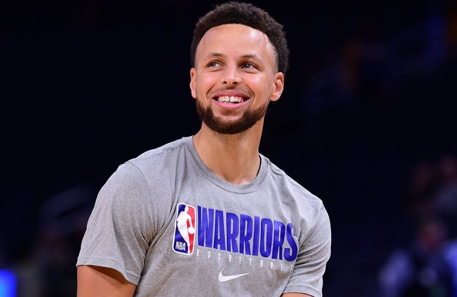 Stephen Curry regresa este jueves ante Toronto