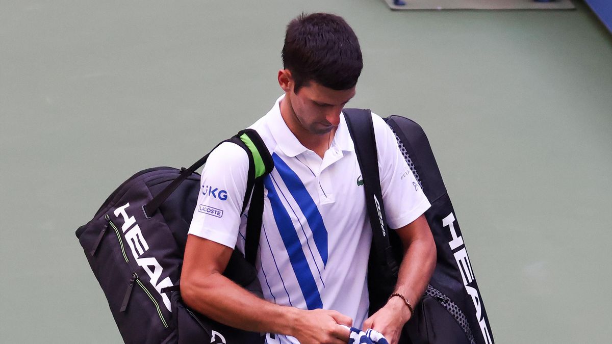 Novak Djokovic: sólido en la cancha ¿y fuera de ella?