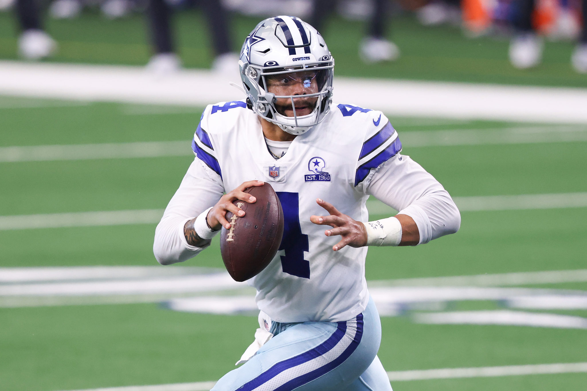 Acuerdo entre Dak Prescott y los Cowboys: cuatro años, $160 millones y dos récords