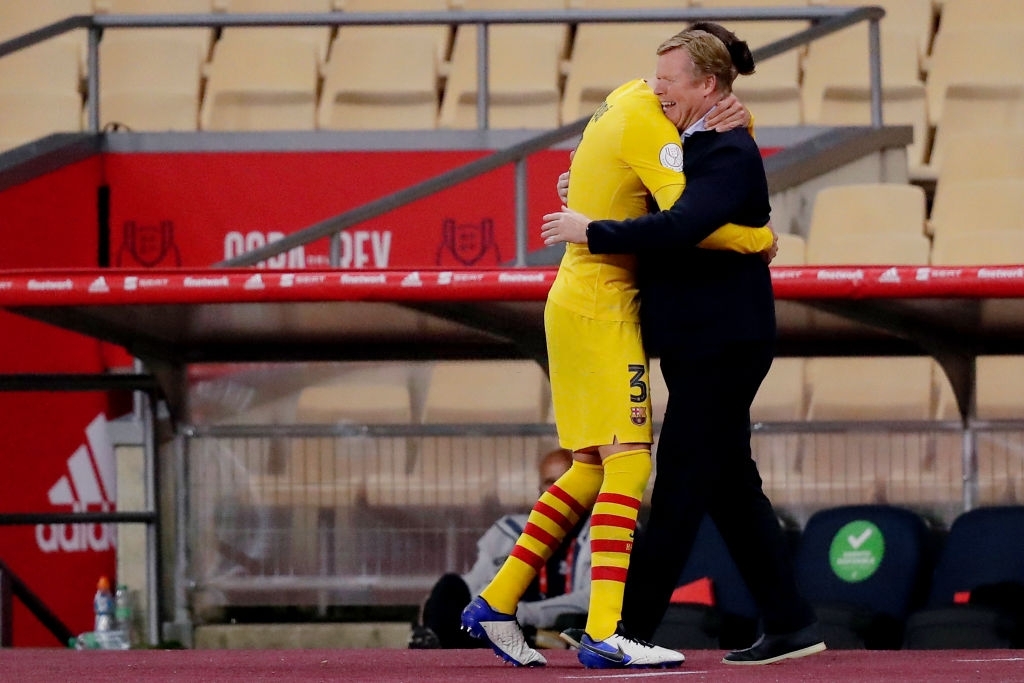 Ronald Koeman y Gerard Piqué