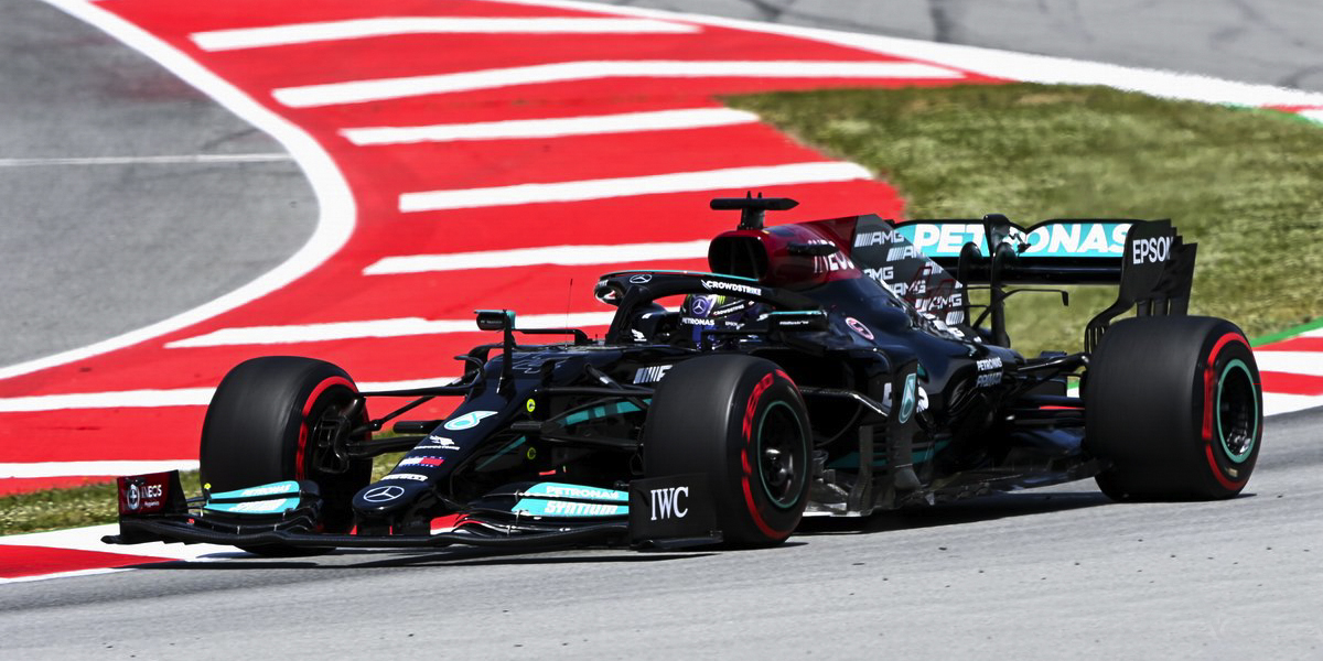 FP1 – FP2: Supremacía de Mercedes en España