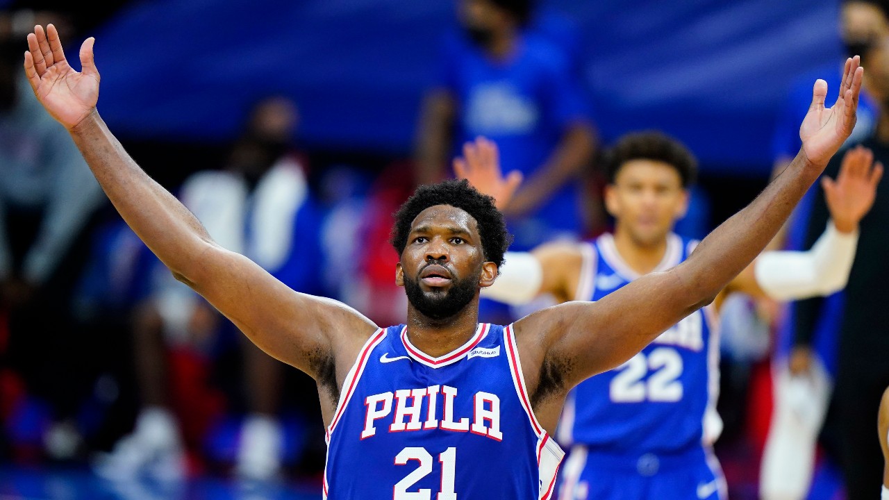 Joel Embiid recibe extensión supermax y Sixers se mantiene como candidato