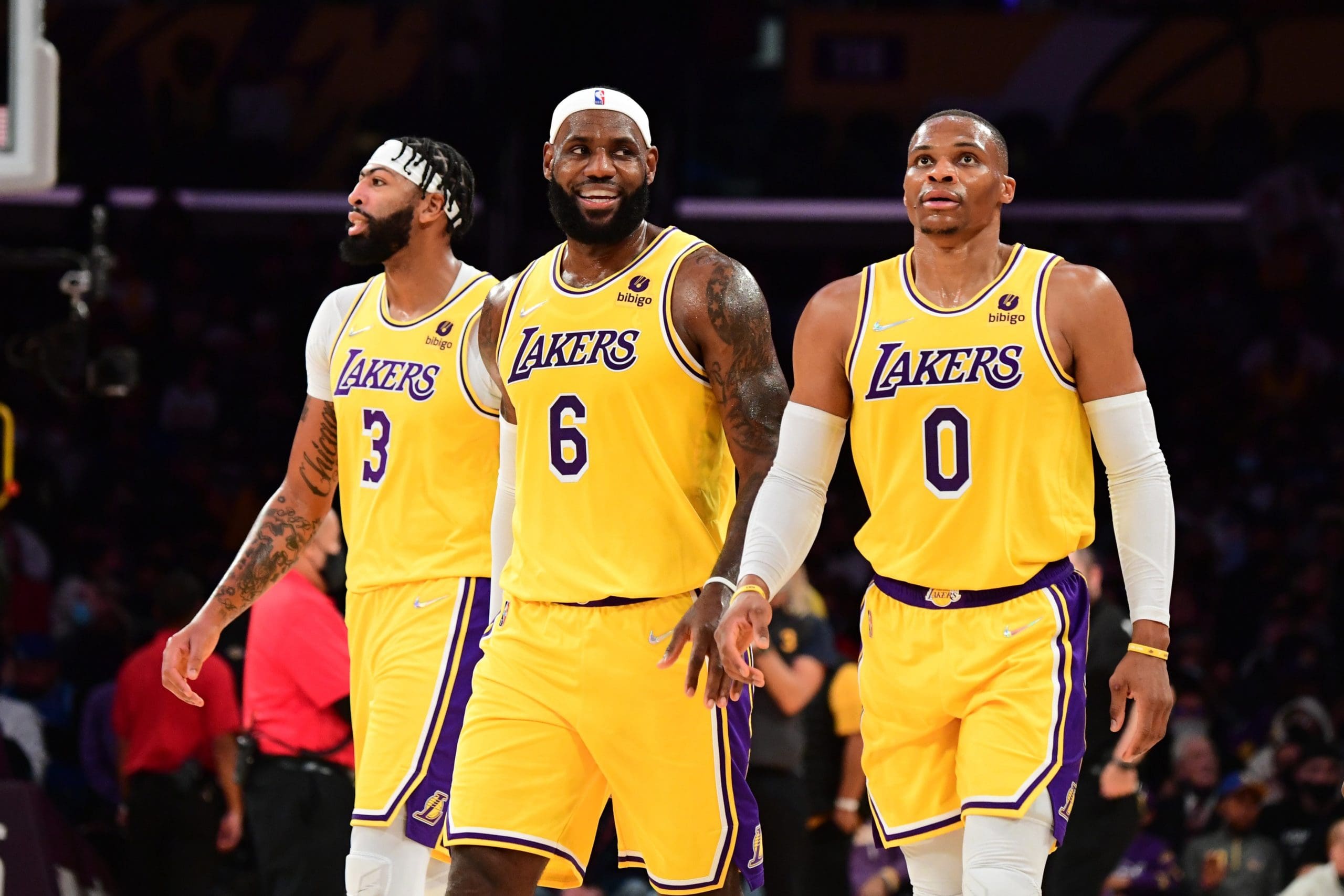 Lakers termina la pretemporada con un preocupante 0-6 y muchas dudas