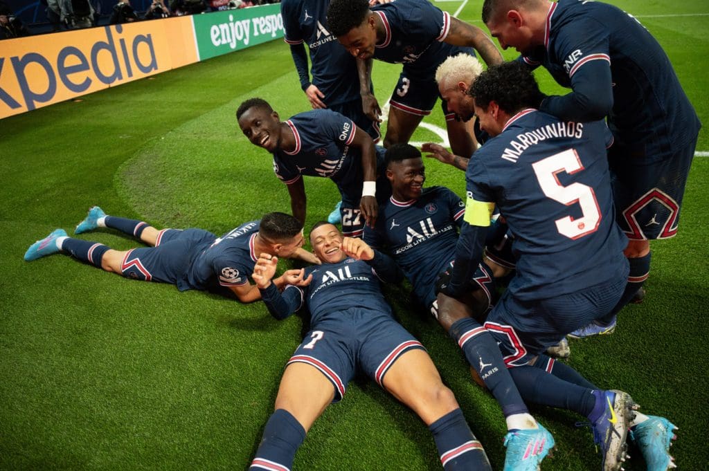 La celebración del PSG luego del gol de Kylian Mbappé