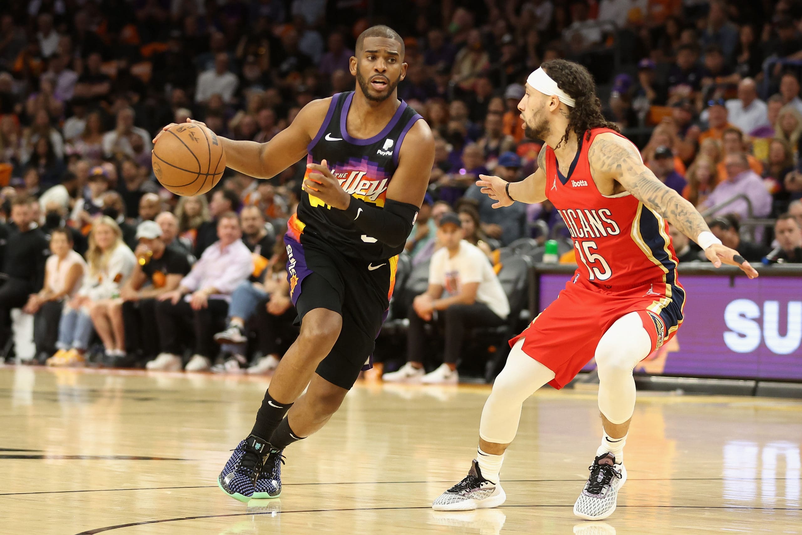 Chris Paul reanuda la búsqueda de su anillo: 30 puntos y los Suns se ponen arriba ante Pelicans