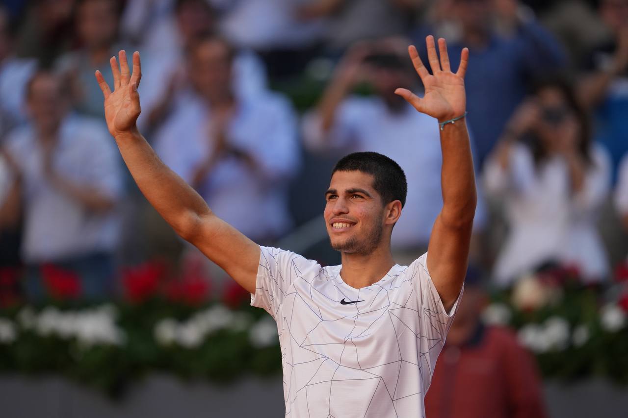 Carlos Alcaraz inmenso: primera victoria contra Nadal