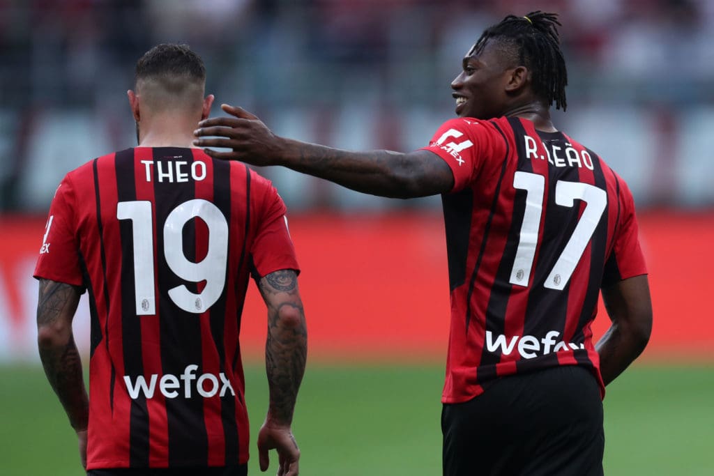 Theo Hernández y Rafael Leao anotaron los goles del Milan ante Atalanta