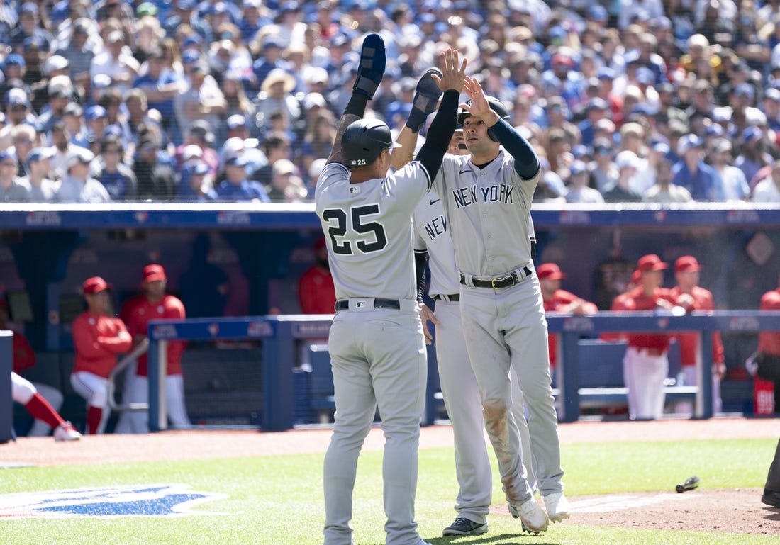 Los Bombarderos del Bronx atacan a los Jays en Toronto