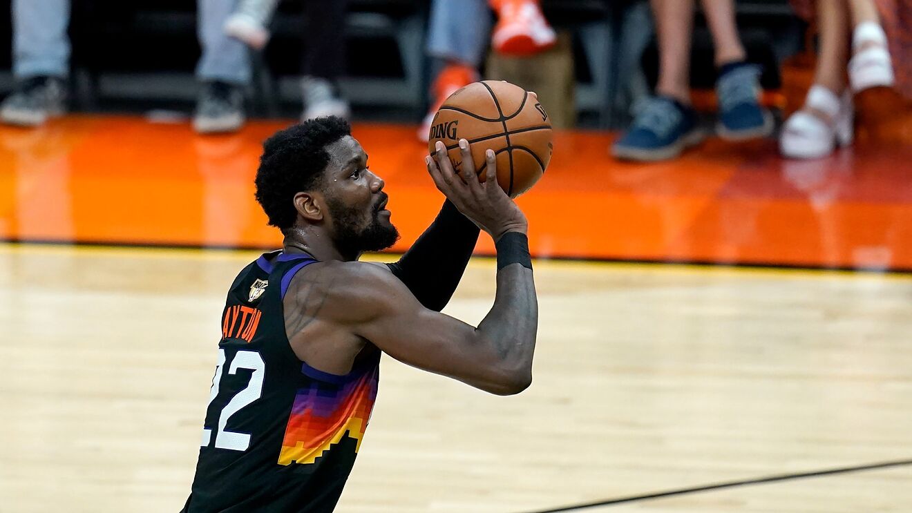 DeAndre Ayton acuerda con Pacers cuatro años y $133 millones… pero seguirá en Suns