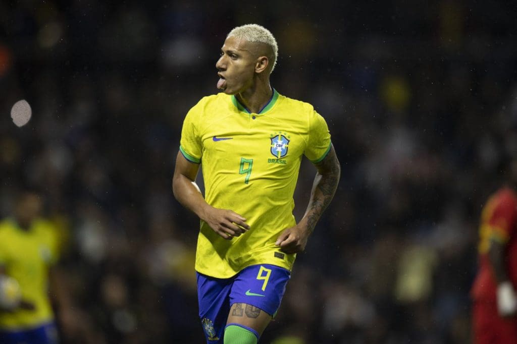 Richarlison anotó doblete para Brasil