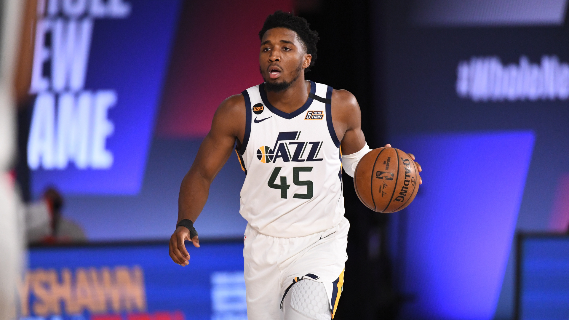 Donovan Mitchell es traspasado a los Cavaliers