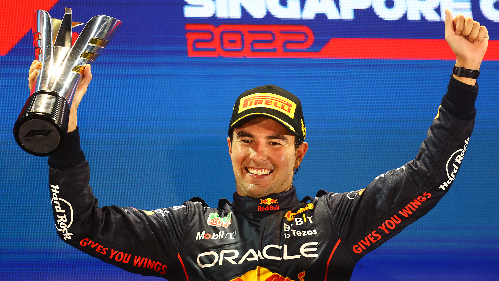 Checo Pérez brilló y triunfó en Singapur