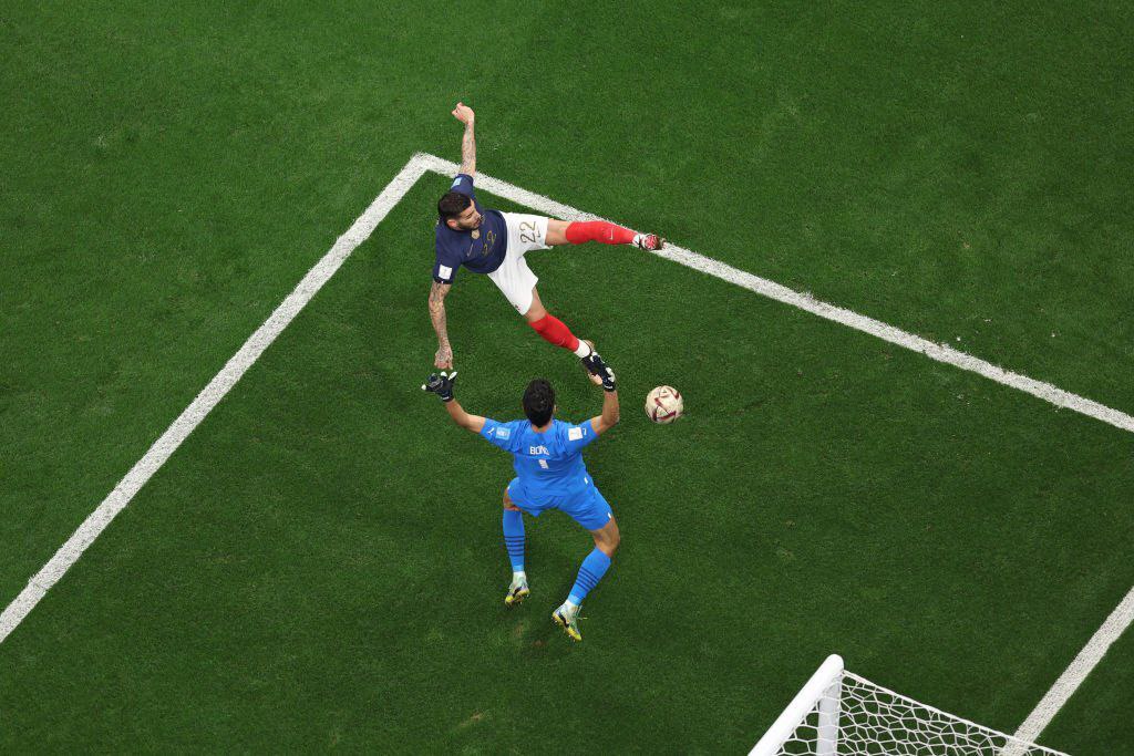 Theo Hernández y el gol para abrir el marcador