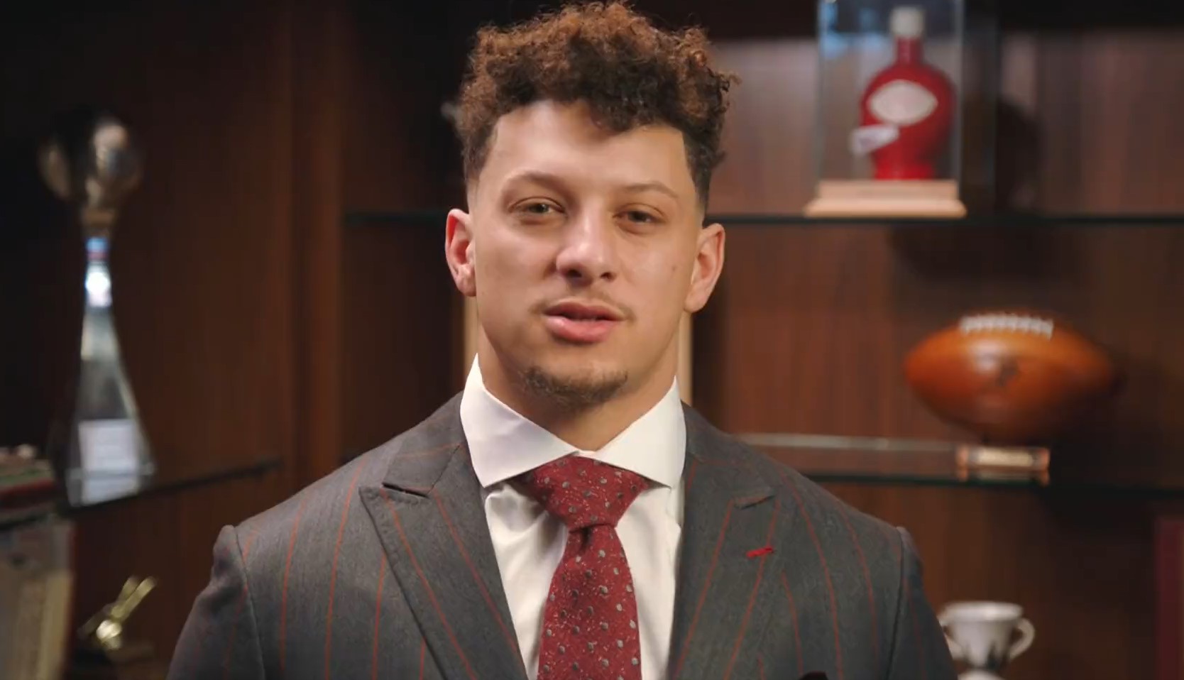 Patrick Mahomes gana por segunda vez en su carrera el MVP: «El objetivo final es el Super Bowl»