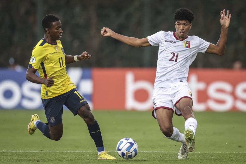 Venezuela cedió el empate a uno ante Ecuador al minuto 90+1.