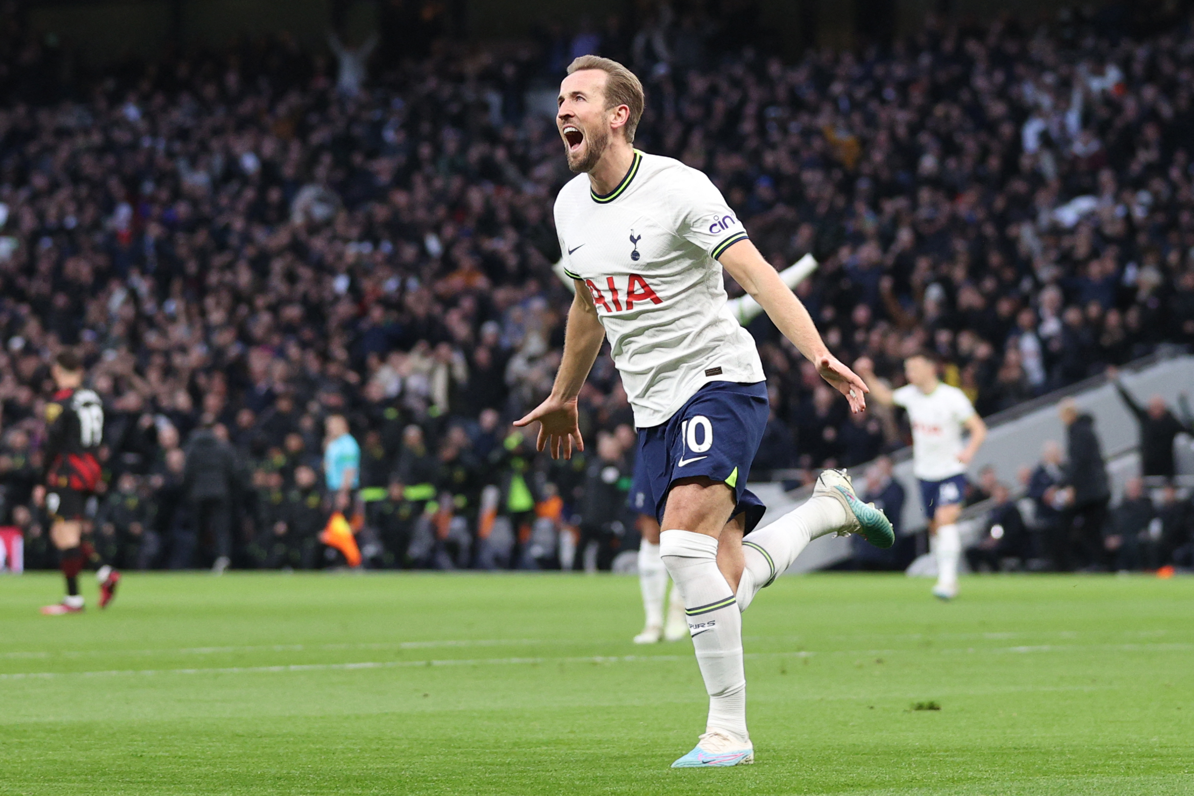 Harry Kane: Récord y gol en la victoria del Tottenham frente al City