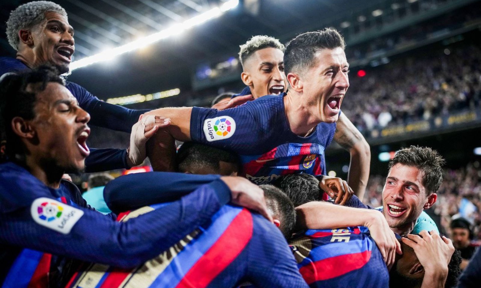 Barcelona le saca 12 puntos al Real Madrid en La Liga