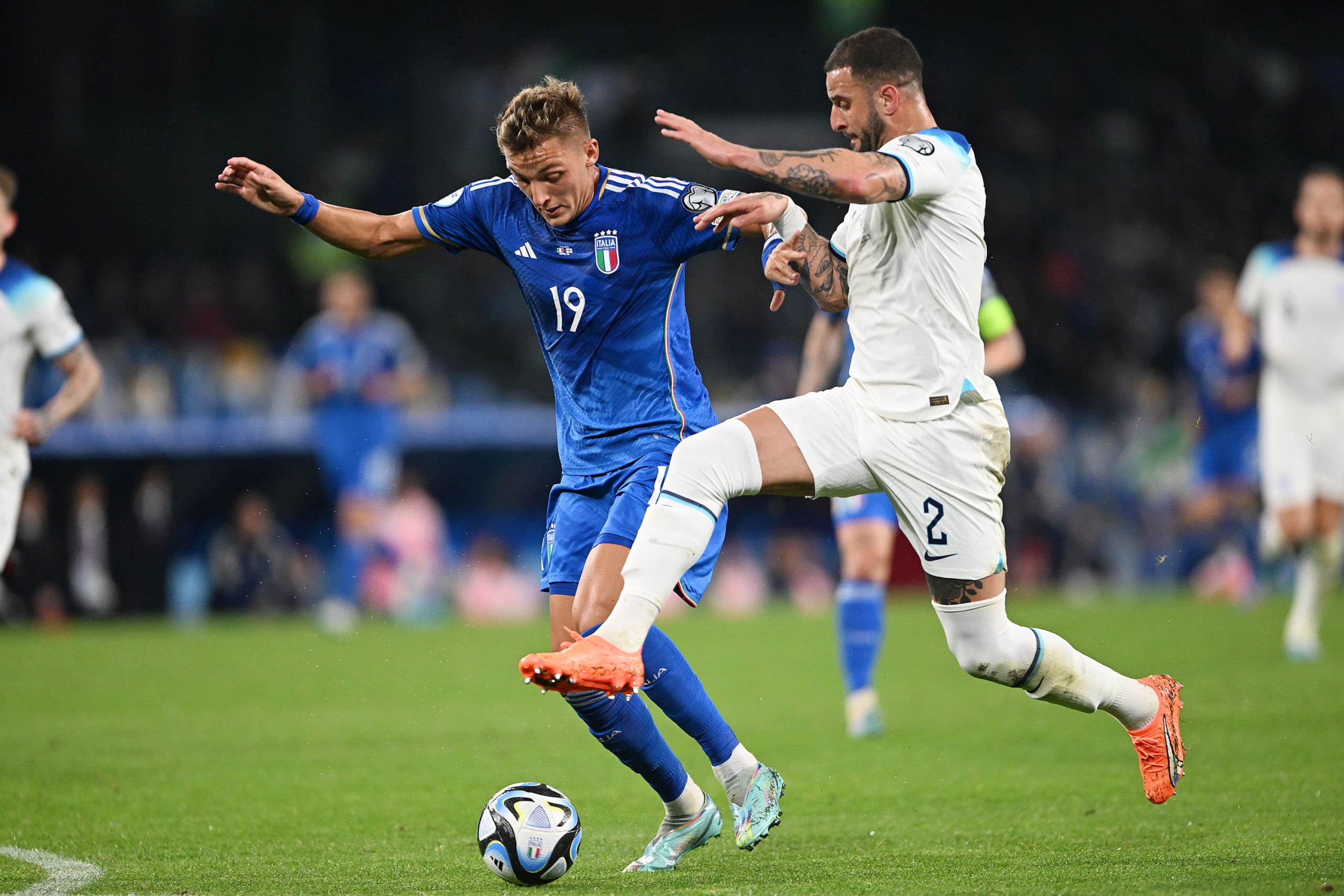 Mateo Retegui brilla en su debut con la ‘azzurra’, pero Italia cae 1-2 contra Inglaterra en Nápoles