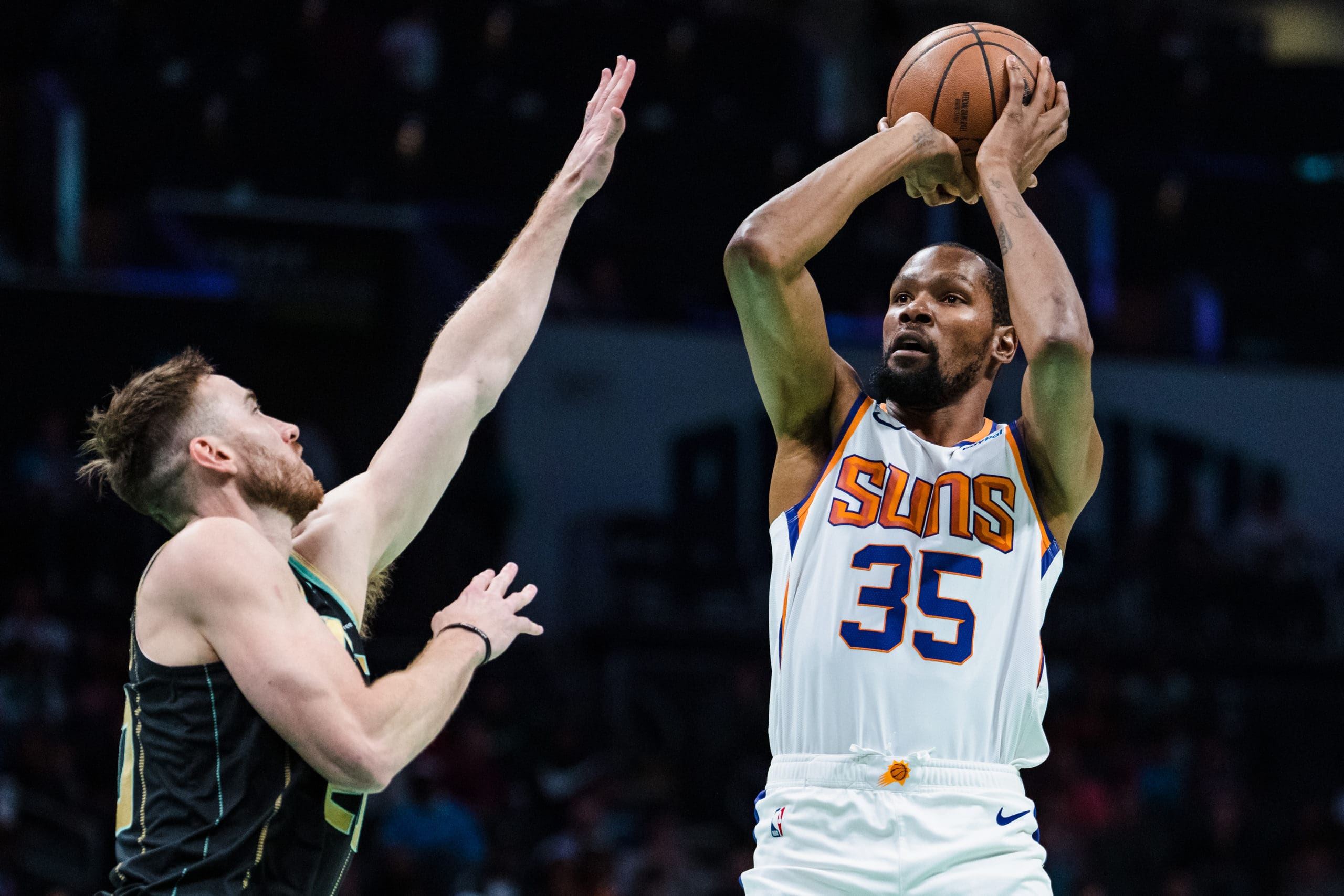 Kevin Durant y su primera gran noche con Phoenix Suns: «He jugado casi 1.000 partidos, pero estaba nervioso»