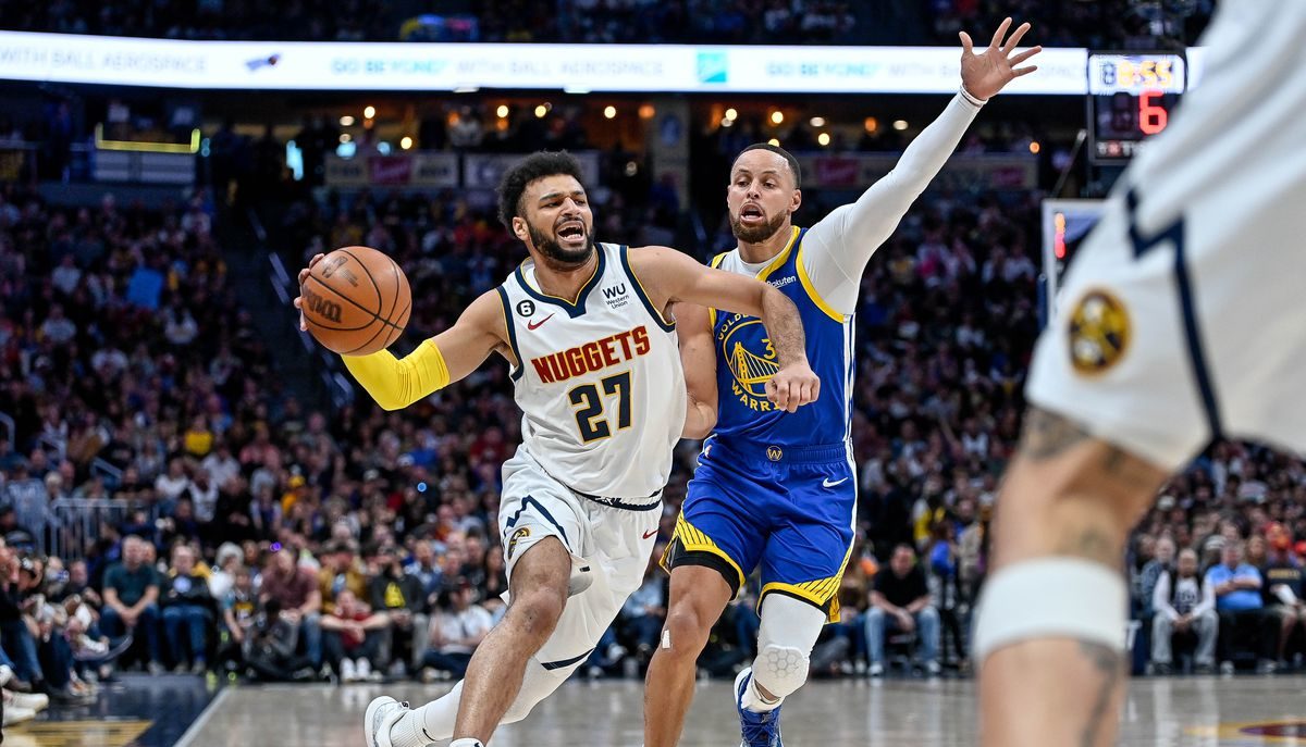 Los Nuggets, sin Jokic, derrotaron a los Warriors en un final de infarto