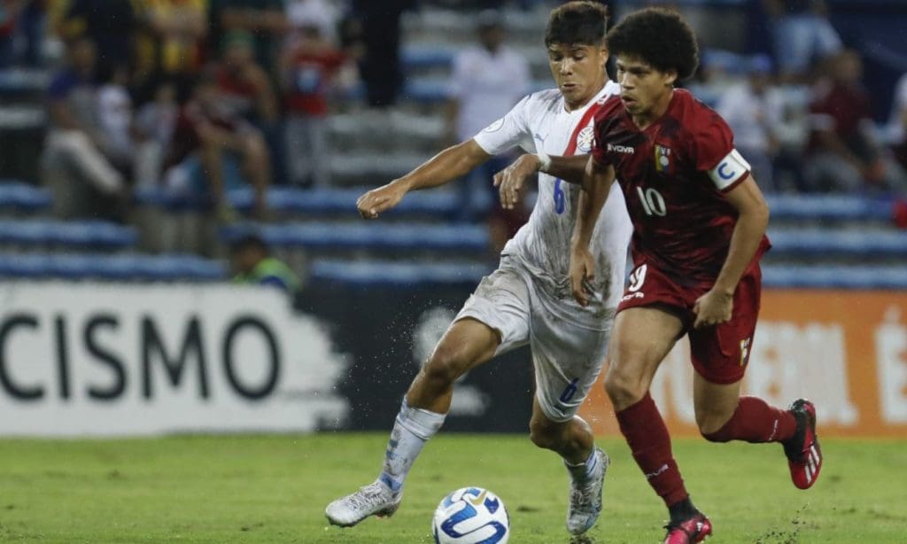 David Martínez anotó el golazo de Venezuela para el 1-1 ante Paraguay. Foto: Conmebol.